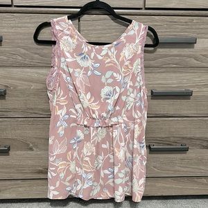 LC Lauren Conrad - Women’s Size Large Sleeveless Blouse w/ Floral Pattern